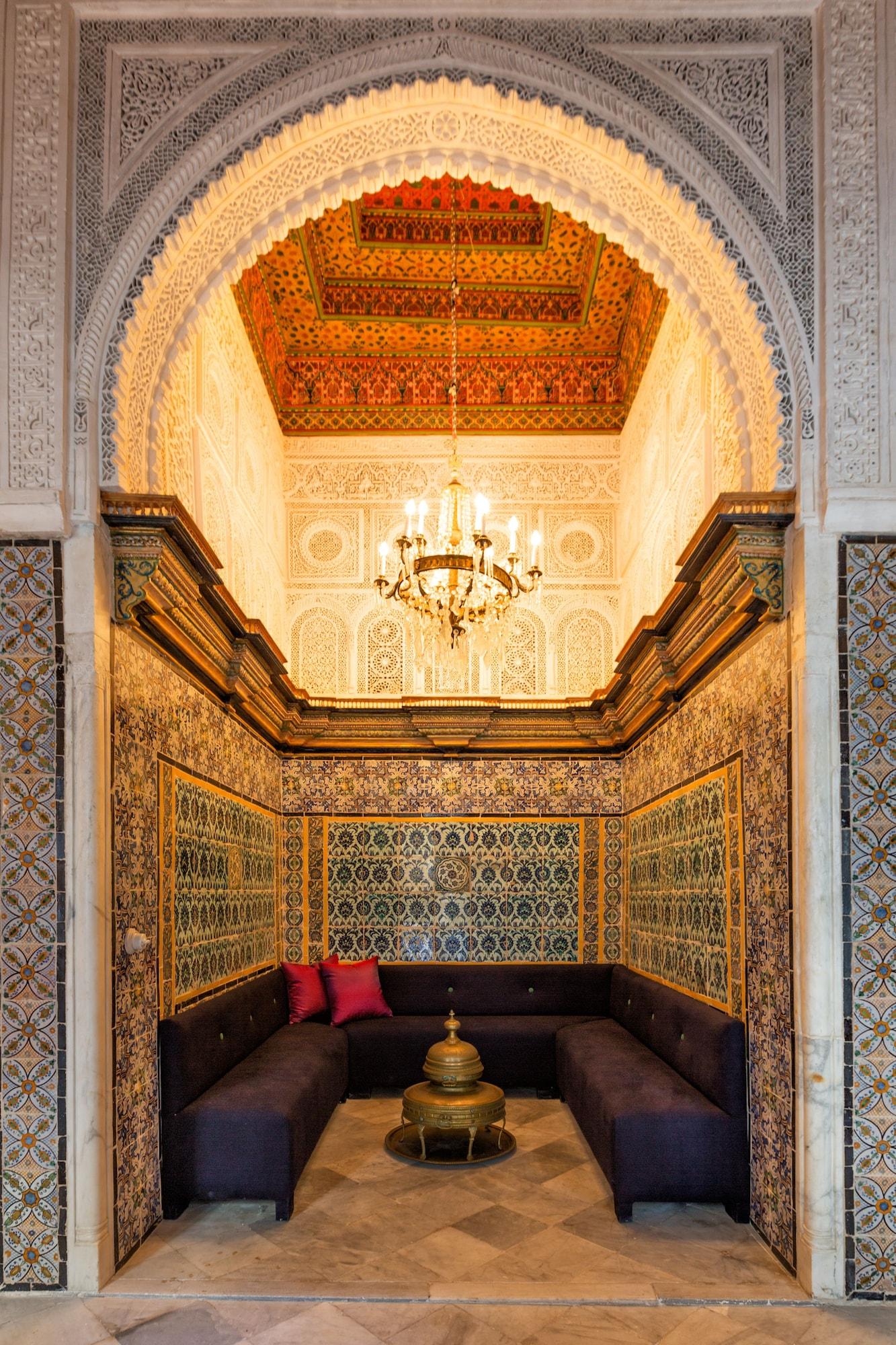 ホテル パレ バイラム チュニス エクステリア 写真 The interior of the palace