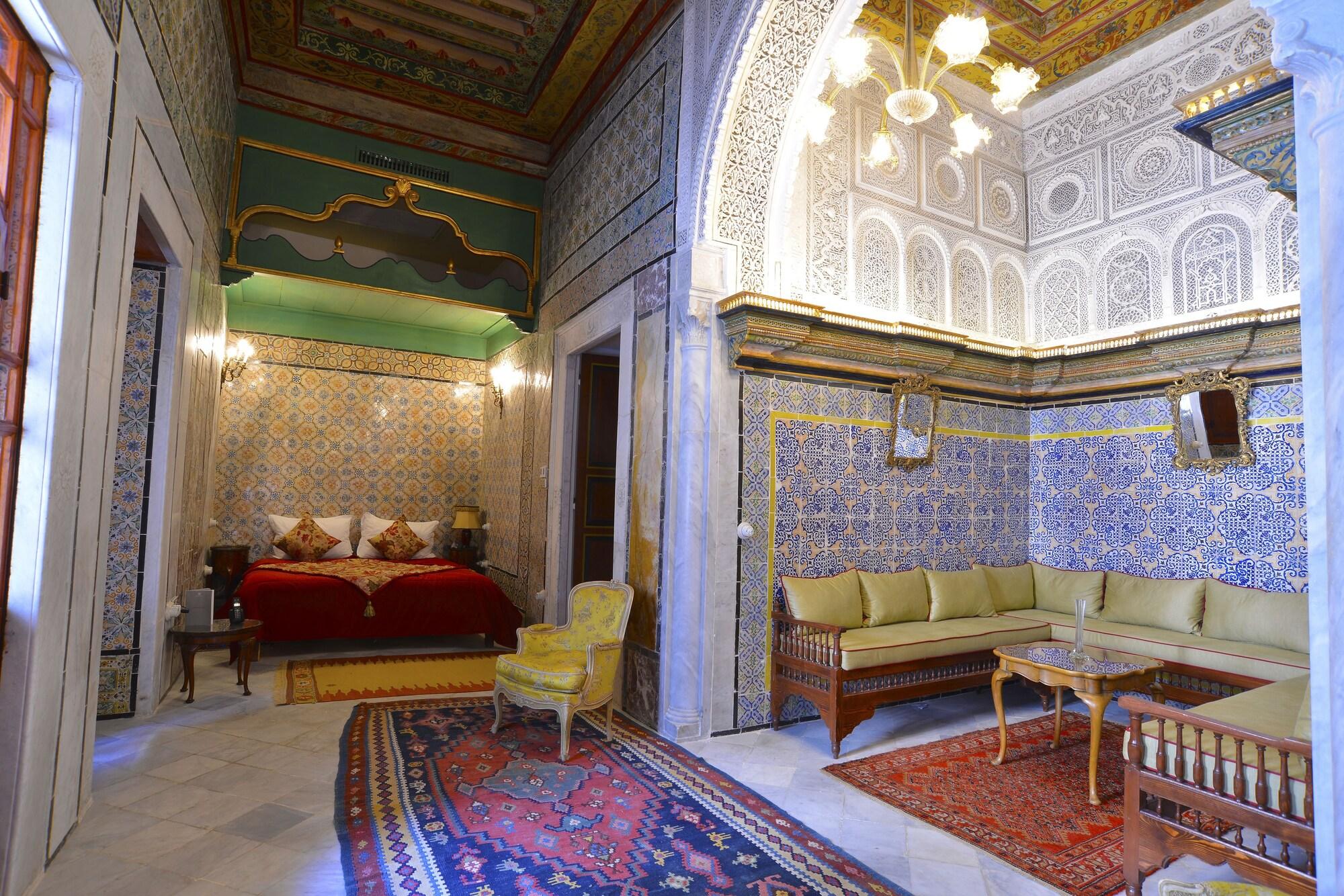 ホテル パレ バイラム チュニス エクステリア 写真 The interior of the palace