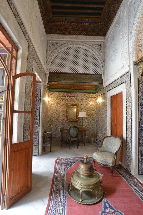 ホテル パレ バイラム チュニス エクステリア 写真 A room in the palace
