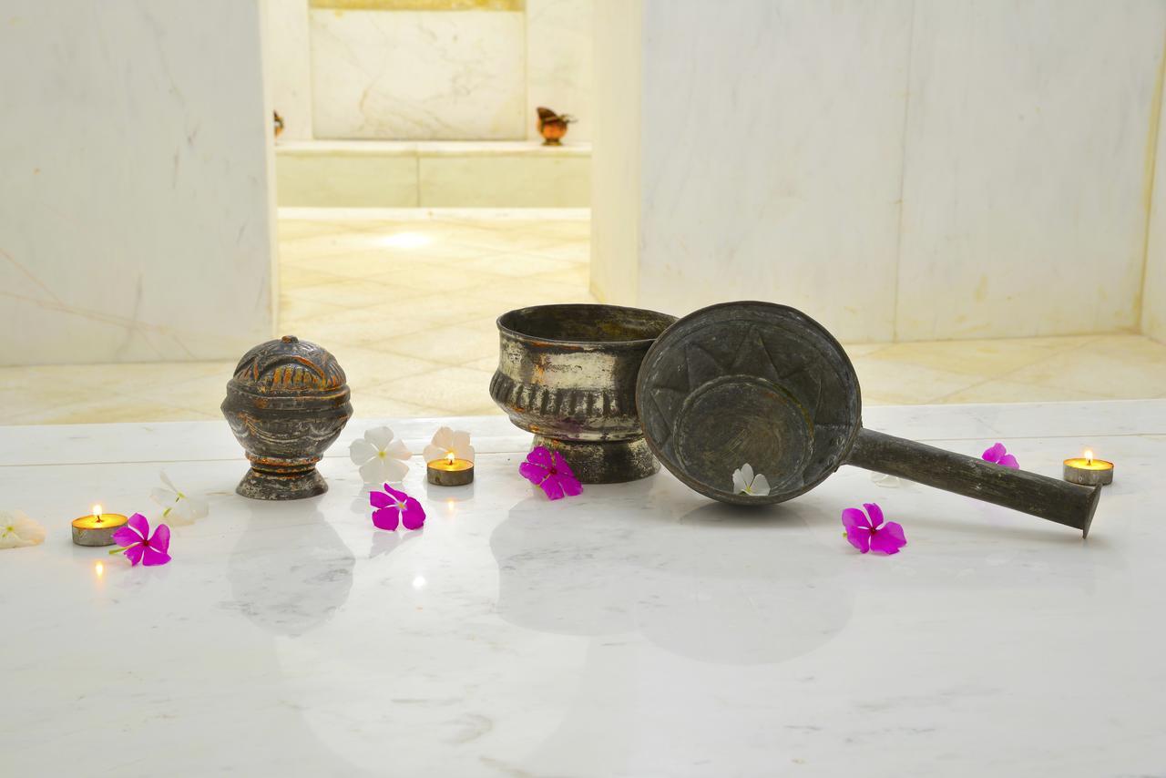 ホテル パレ バイラム チュニス エクステリア 写真 A traditional Turkish bath